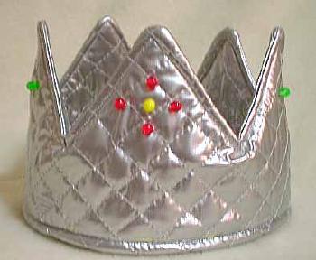 お姫様ごっこに王冠を