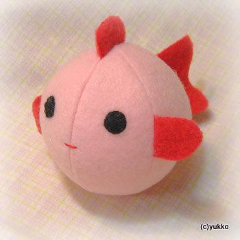 金魚の布ボール